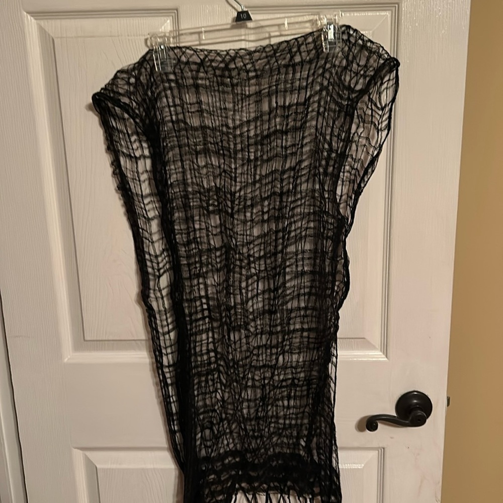 Black scarf